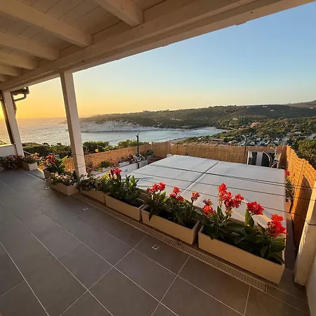 Casa Coru E Bentu A Sant Antioco Sardegna Cala Sapone