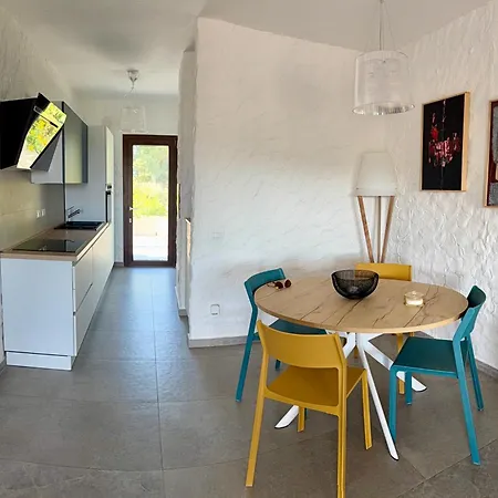Casa Coru E Bentu A Sant Antioco Sardegna *