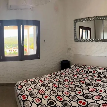 Casa Coru E Bentu A Sant Antioco Sardegna * Cala Sapone