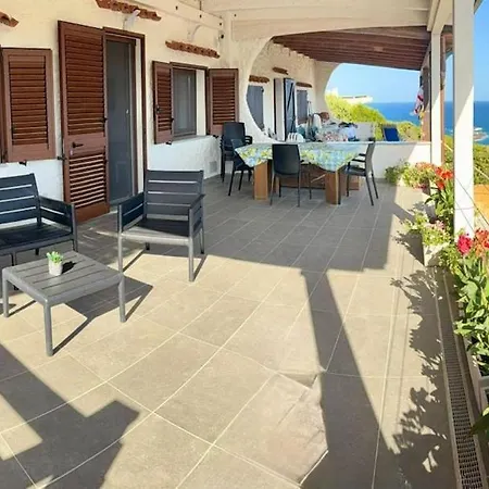 Casa Coru E Bentu A Sant Antioco Sardegna Cala Sapone